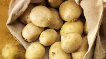 Producătorii cer includerea cartofului pe lista alimentelor cu TVA redus la 9%
